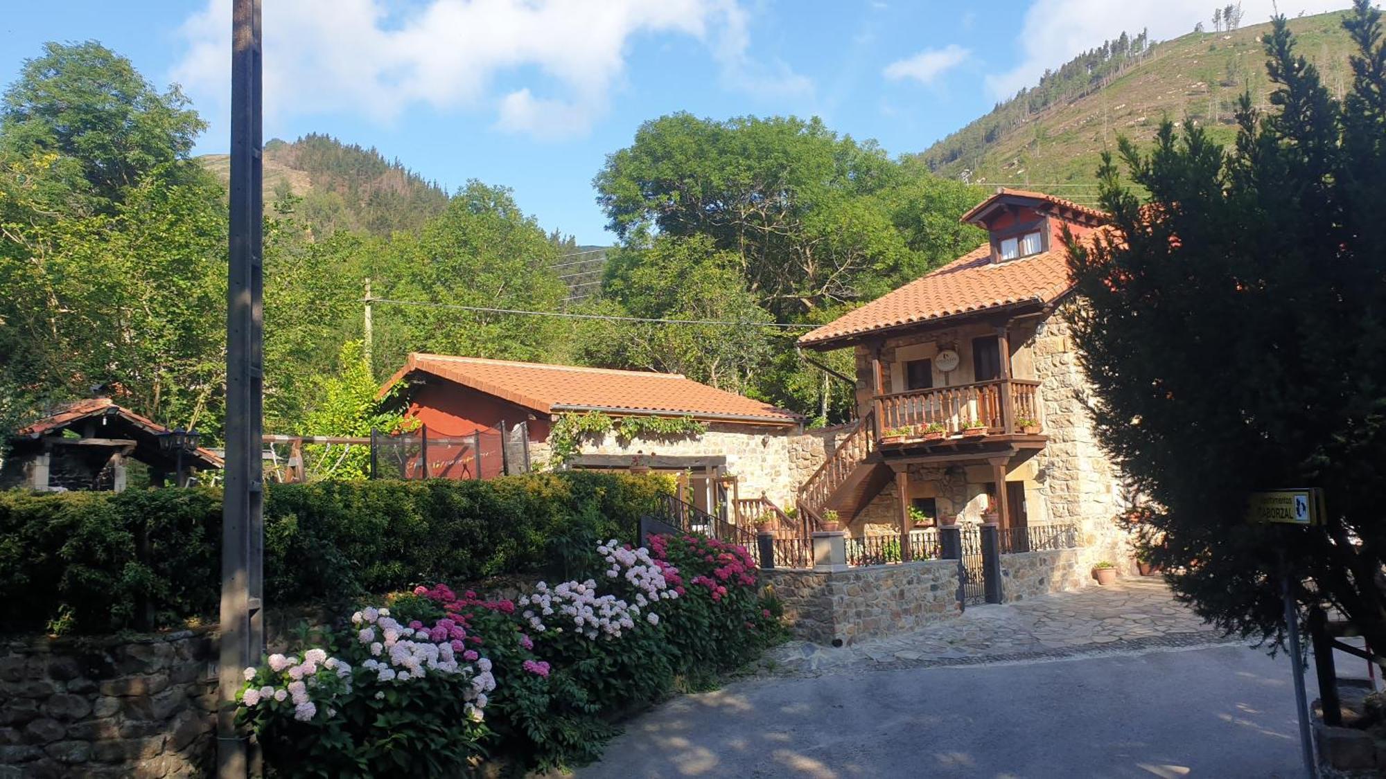 Casas Caborzal Renedo De Cabuerniga Zewnętrze zdjęcie
